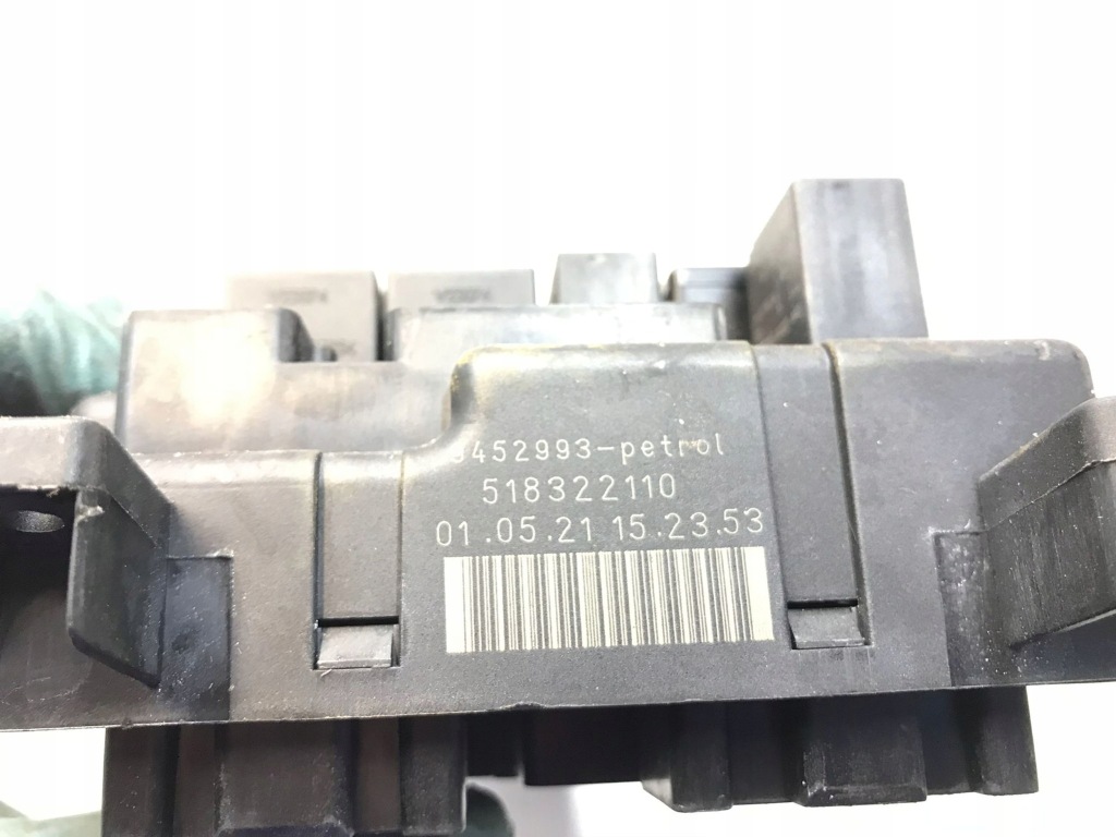 фото №3, Volvo s60 2001 рамка / модуль запобіжників