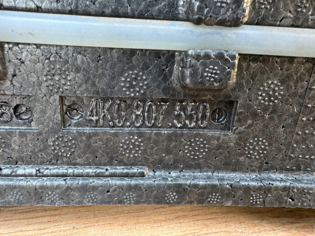 Audi a6 c8 18- абсорбер бампера передний перед + датчик защиты пешеходов с Разборки