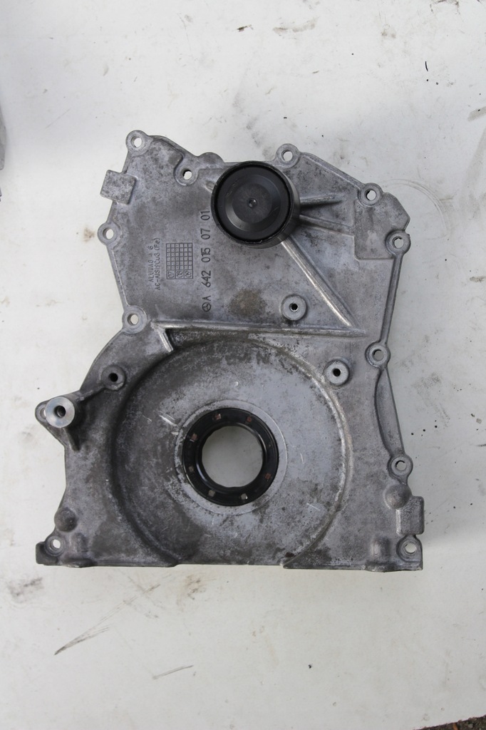 фото №1, Mercedes-benz оригинальный номер a6420150701 корпус распределительного вала