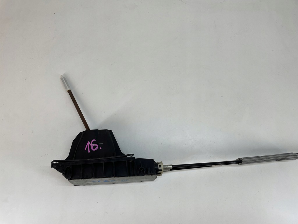 фото №9, Выборщик домкрат передач clio iii 8200755871