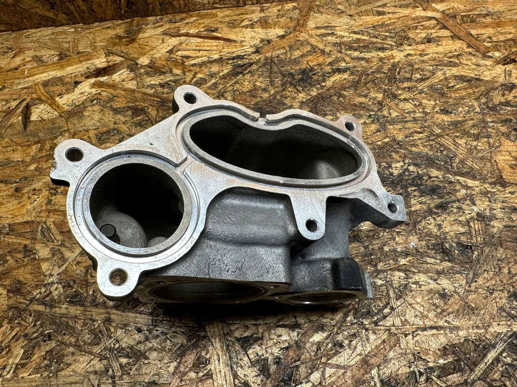 фото №4, Термостат корпус alfa stelvio giulia 2.9 670051608