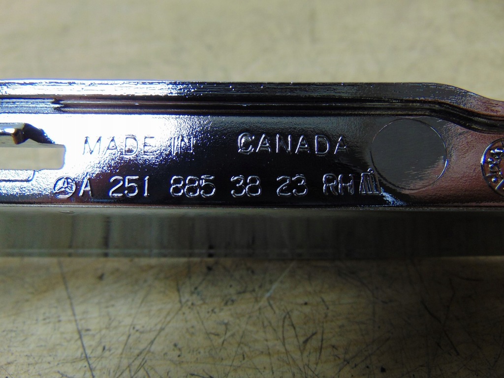 фото №15, Молдинг хром бампера mercedes w251 r klasa права