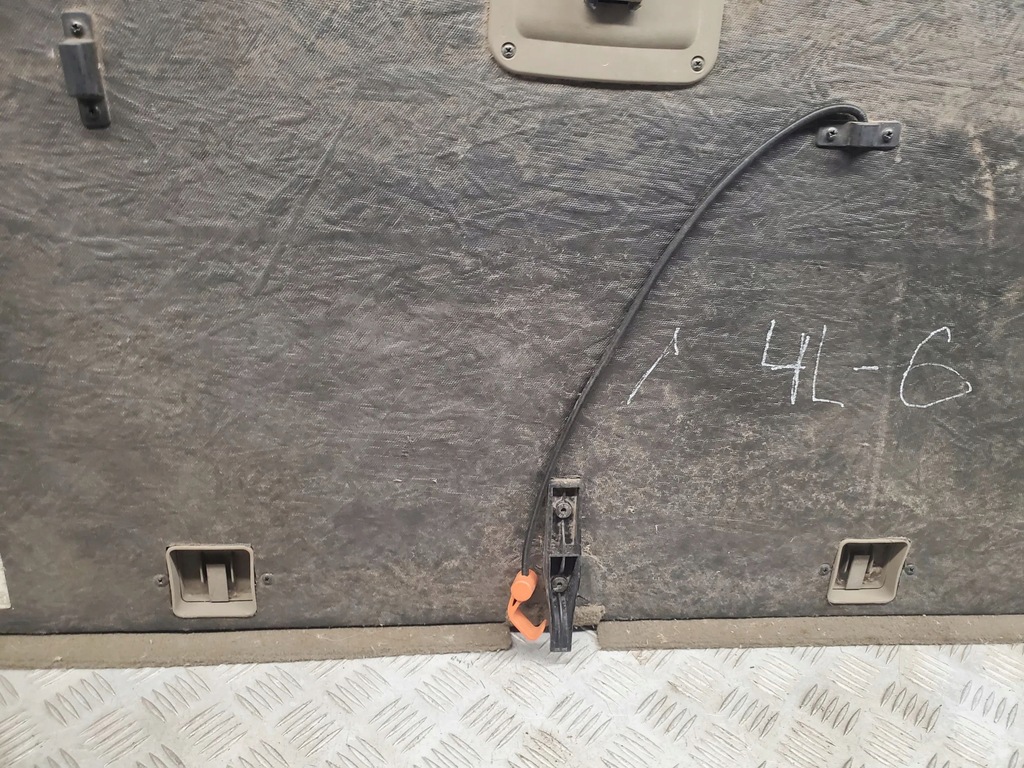 фото №5, Audi q7 4l 2015 с задний обшивка багажника