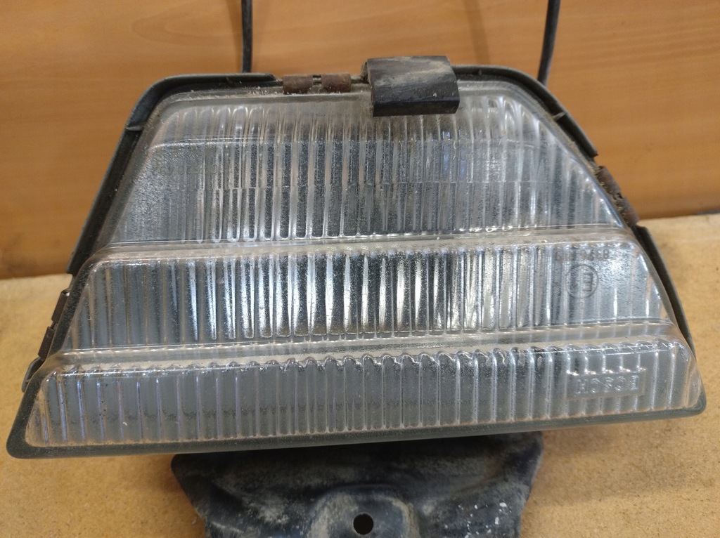 фото №2, Противотуманная фара mercedes w126 coupe sec правый