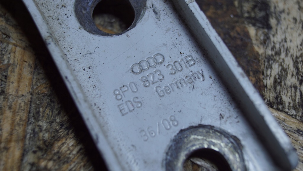 фото №5, Audi a3 8p lift петля капот левый 8p0823301b