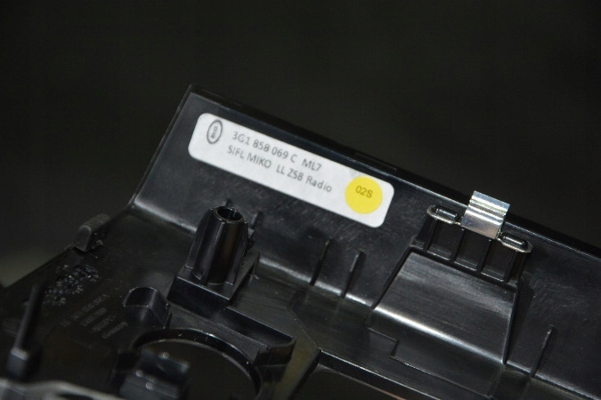 фото №4, Рамка радио vw passat b8 3g1858069c