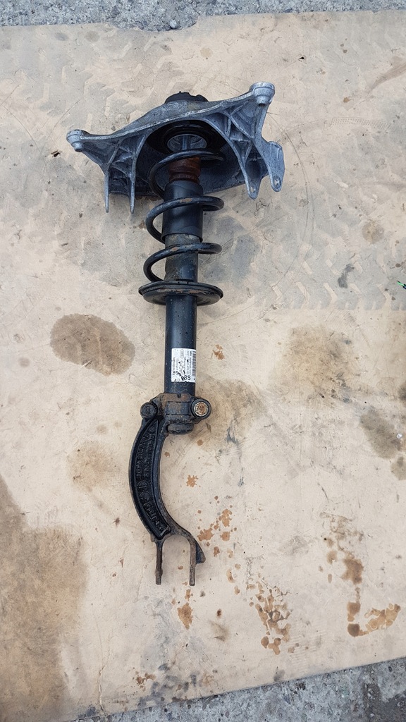 фото №1, Левый амортизатор audi a5 8t0413031l