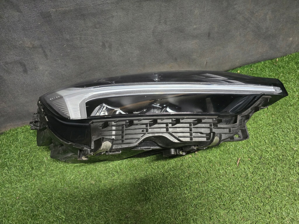 фото №7, Лампа права перед volvo xc60 ii full led 32337375