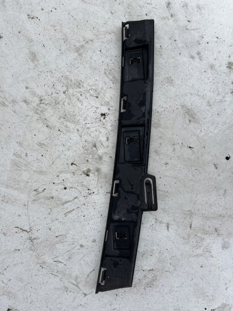 Купити Напрямна поріг правий bmw f22 f23 7268078