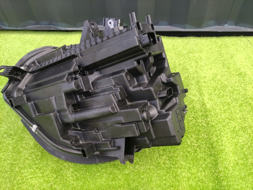 Mini countryman f60 рестайлинг  фара правый  перед full led Оригинал