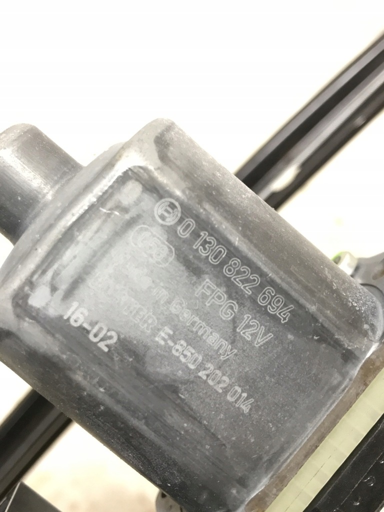 фото №9, Vw golf sportsvan механизм правый задняя 510839462d