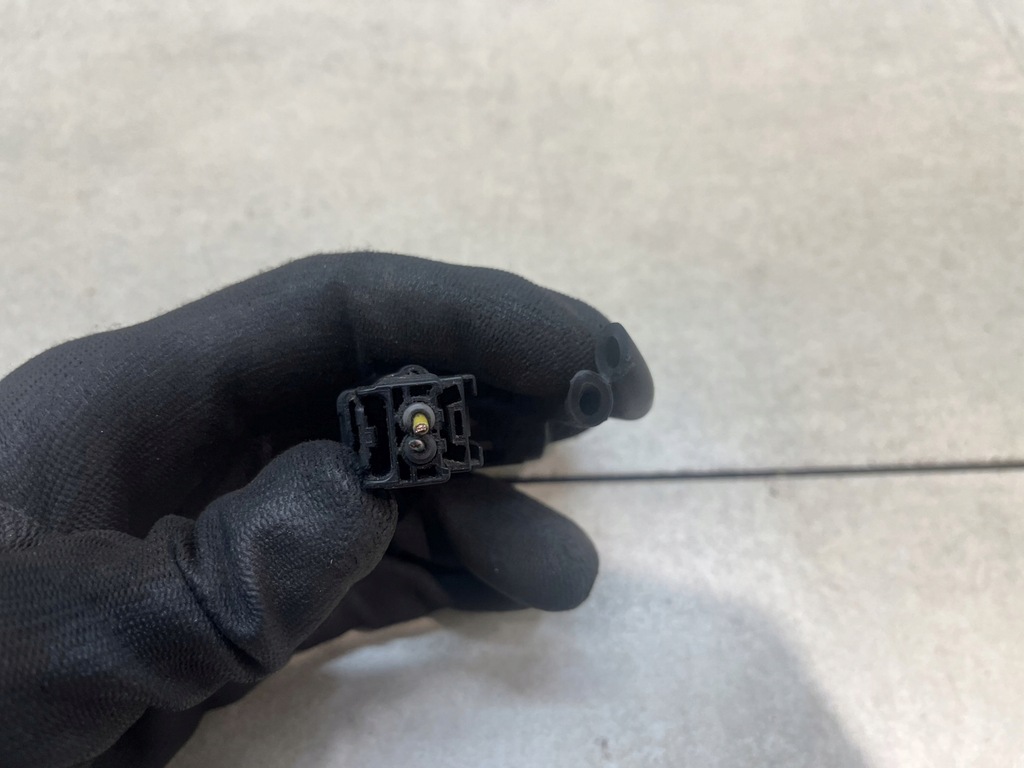 фото №6, Клапан вакууму mazda mpv 2.0 d k5t44090