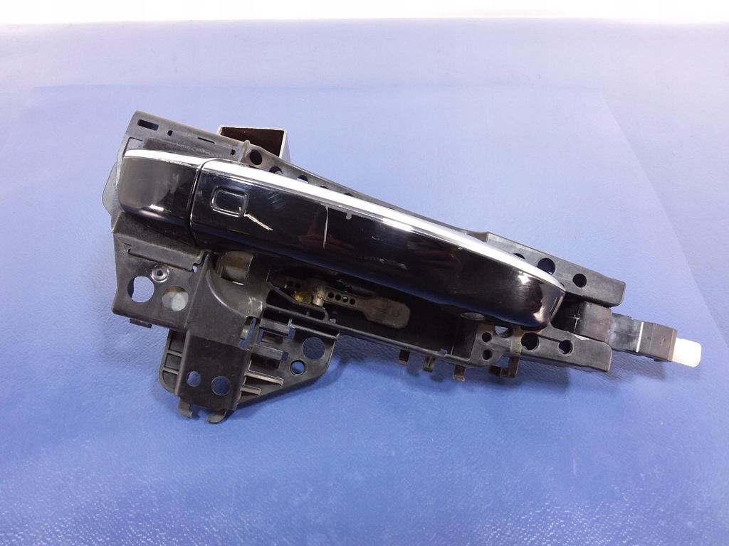 фото №1, Audi a8 d4 4h ручка дверь задняя правая led ly9b