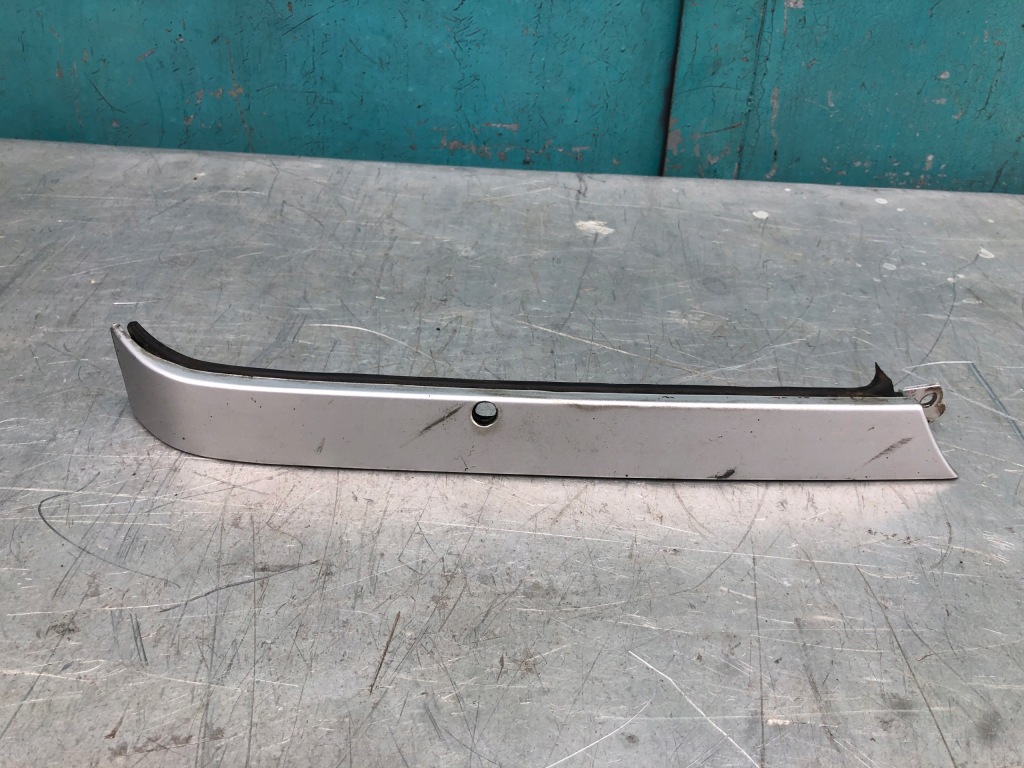 фото №1, Mercedes cl c140 w140 права молдинг pod фара 744