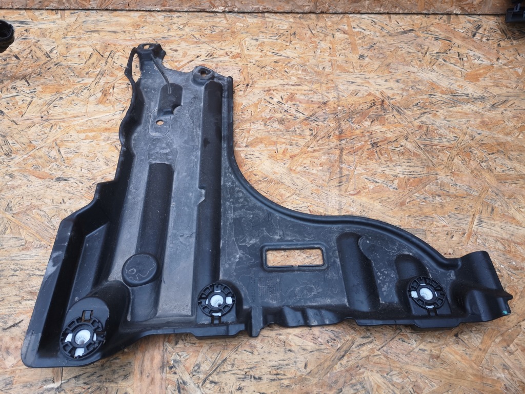 фото №1, Peugeot 208 ii защита подвеска правый задняя 9823546880