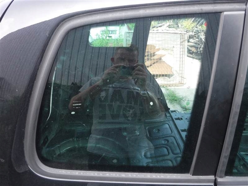 фото №1, Скло кузовна права задня vw touran i