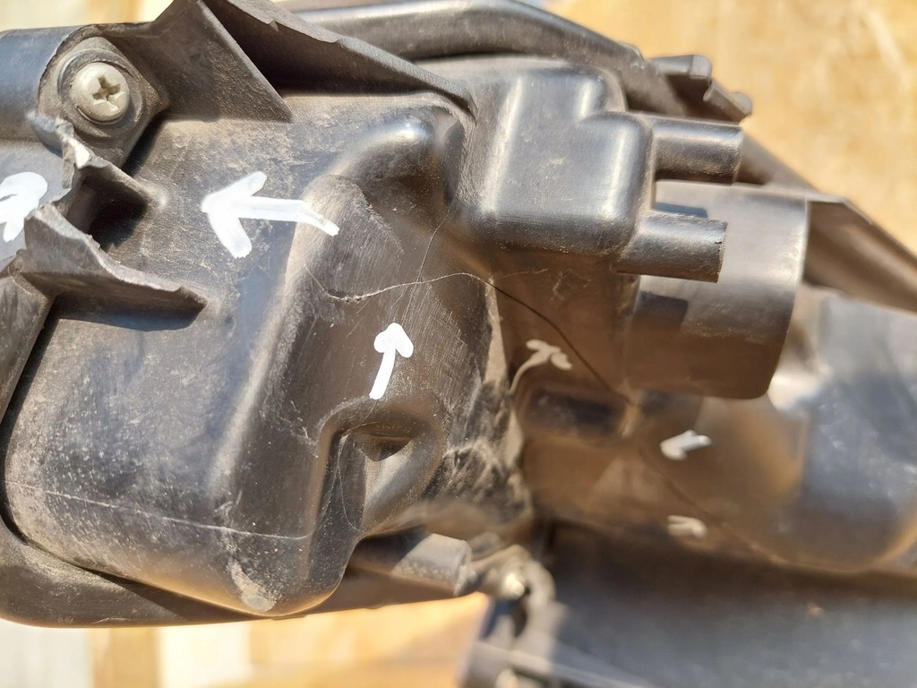 фото №12, Toyota c-hr 2018 лампы передние