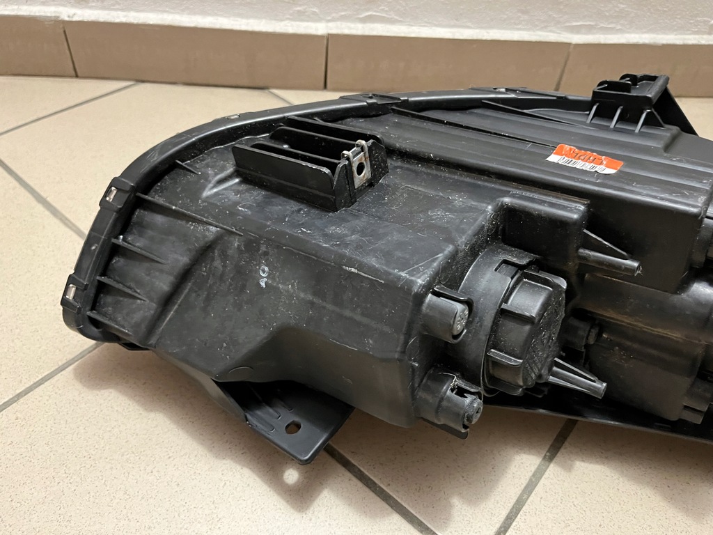 фото №11, Hyundai ix35 ix-35 09- лампа передняя перед левая 92101-2y