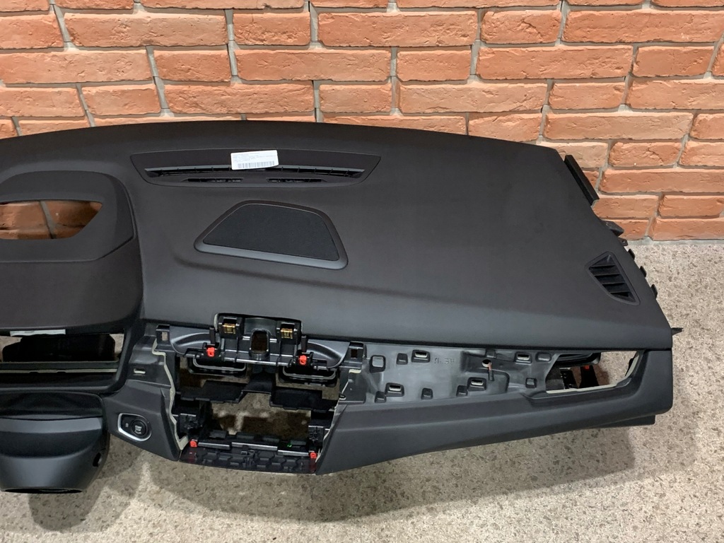 фото №5, Bmw 2 f45 f46 приборная панель приборная панель консоль оригинал hud