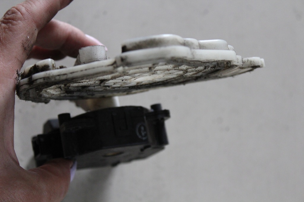 фото №15, Avensis verso моторчик отопителя europa 063700-8600