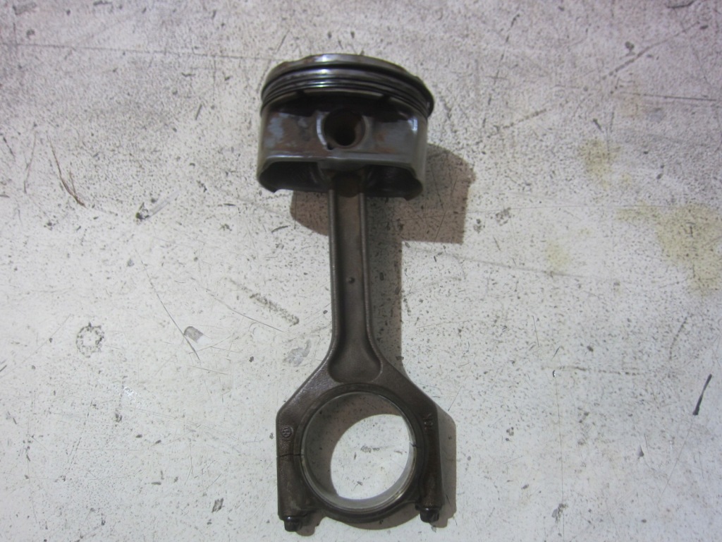 Bmw x3 f25 e90 f10 f01 n52b30 поршень шатун 7558590 11257558528 7589540 Оригинал