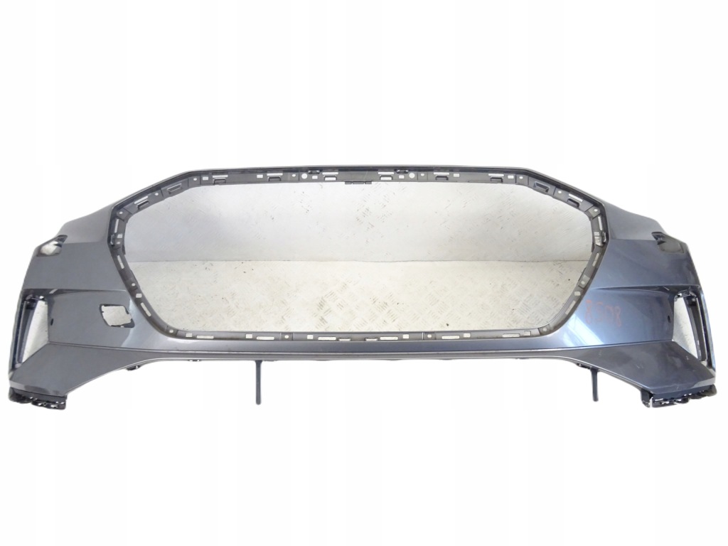 Купити Audi e-tron 4ke бампер перед передній