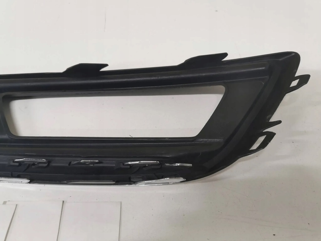 фото №12, Решётка бампера передний ford focus mk-3 lift правая 696.