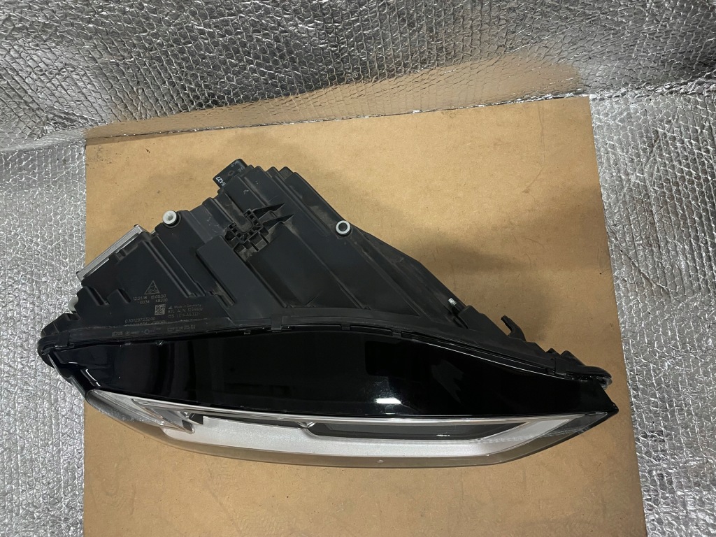 фото №4, Audi r8 4s лампа правая full led правый 4s0941034