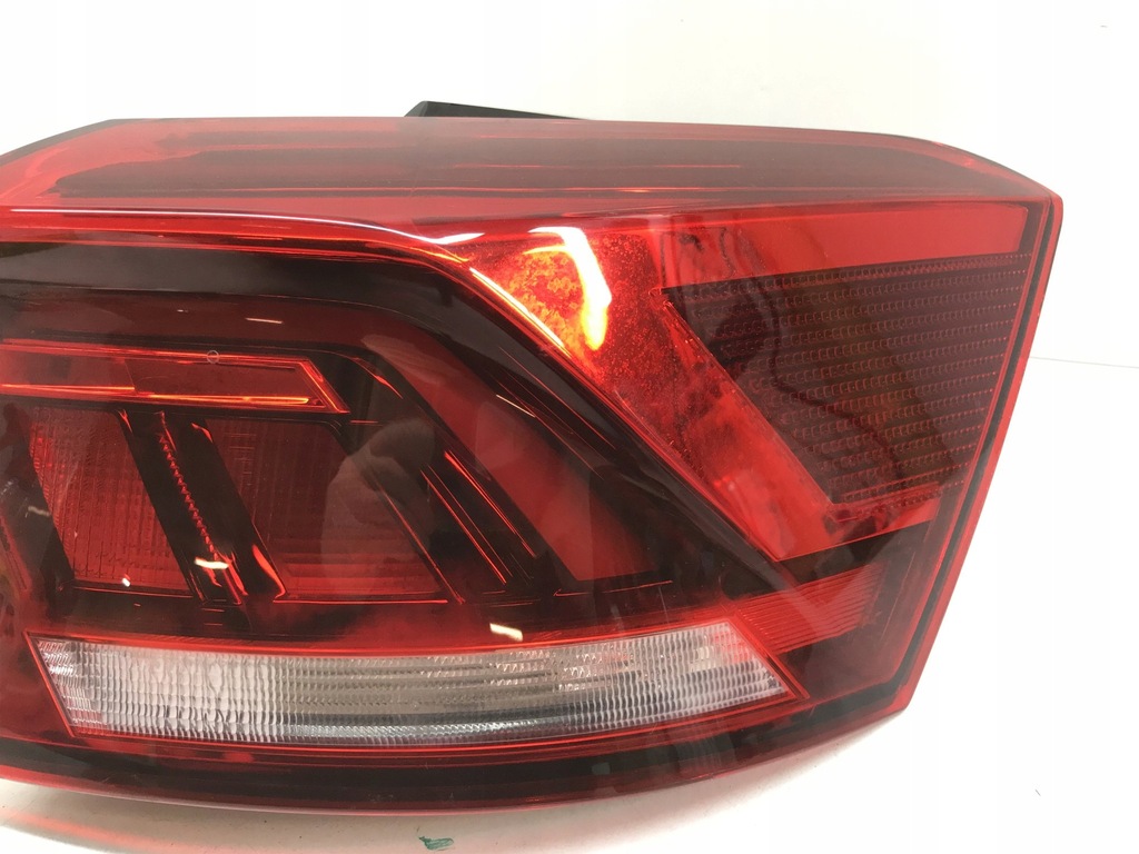 фото №3, Vw t-roc лампа led права задня 2ga945096d