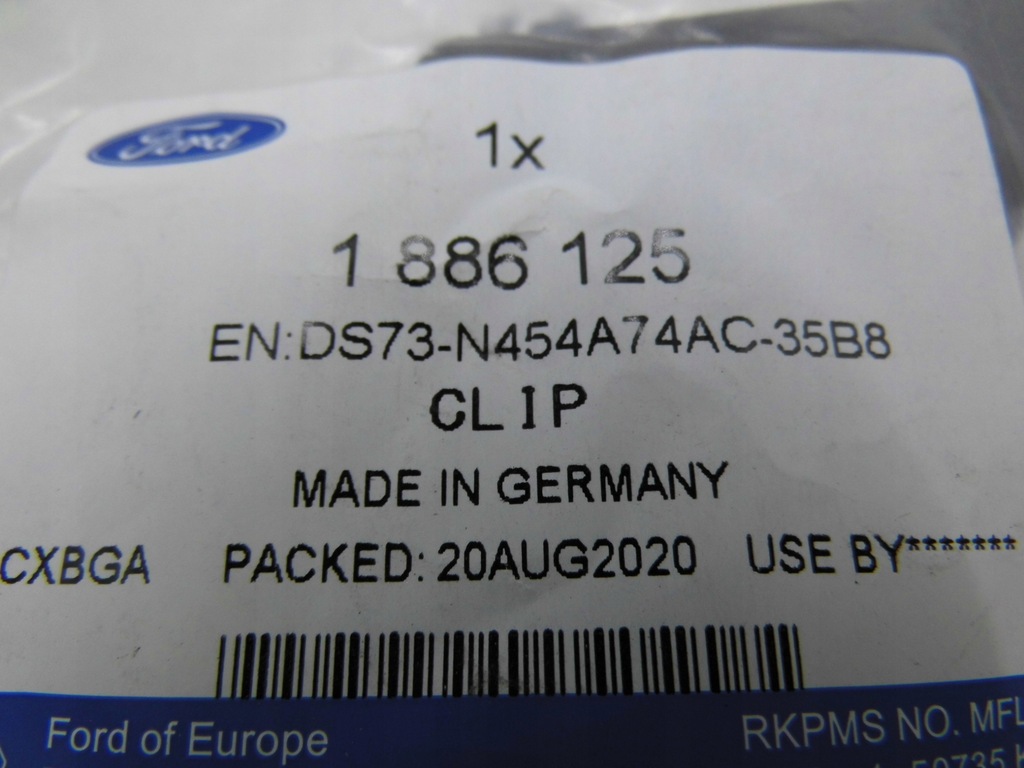 фото №9, Суппорт кронштейн шторка багажника правый mondeo