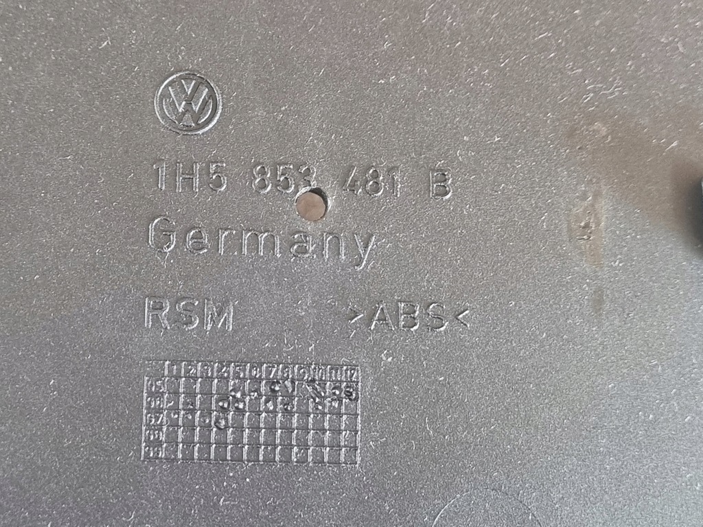 фото №11, Накладка крышки задняя vw vento 91-98r 1h5853481b oryg.