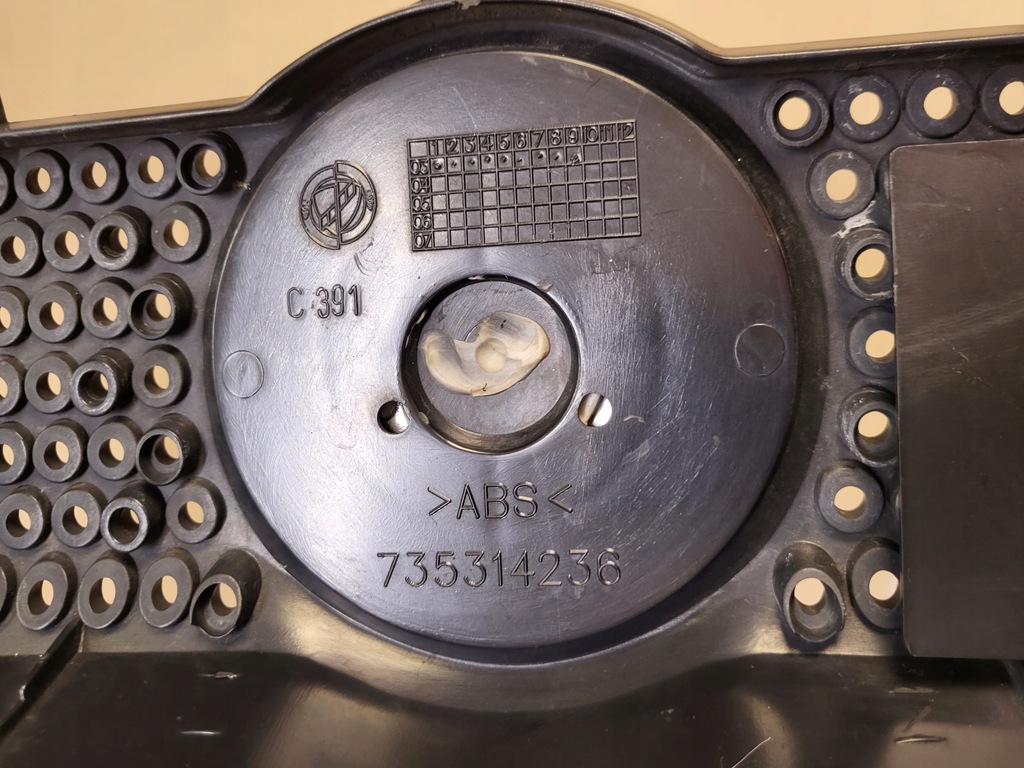 фото №8, Решітка радіатора решітка радіатора радіатора бампера logo значок емблема fiat panda ii 2 оригінальний номер