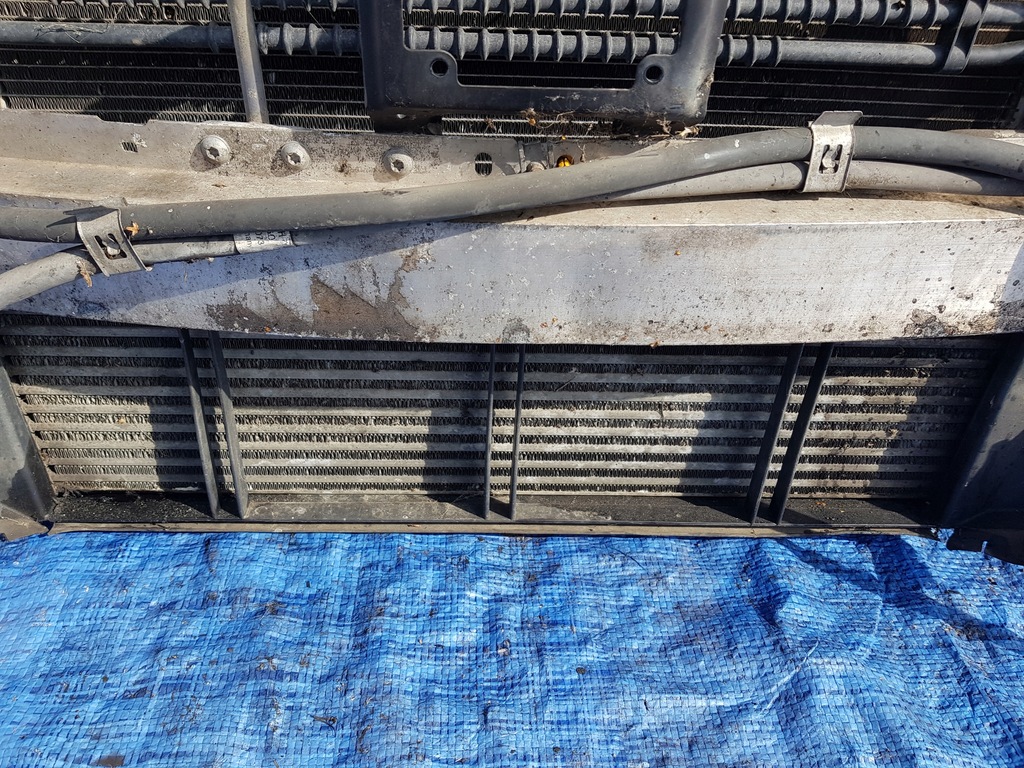 фото №9, Pas передній радіатор mercedes w212 2.2 cdi автоматична коробка передач