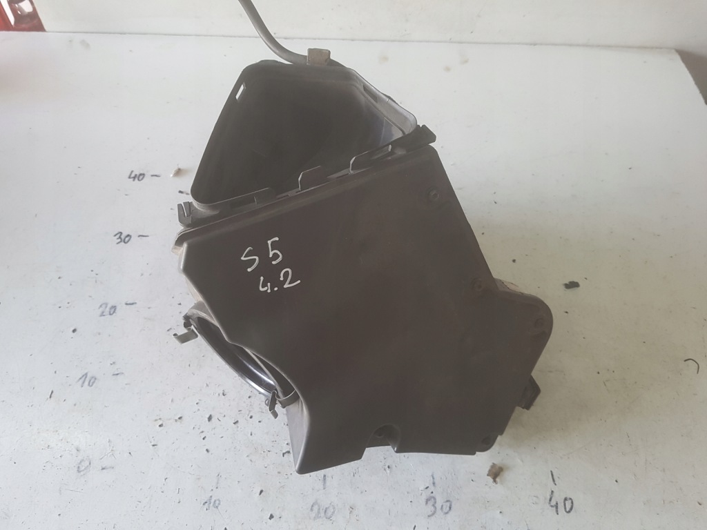 фото №1, Audi s5 a5 07-11r 4.2 fsi корпус фильтра воздуха