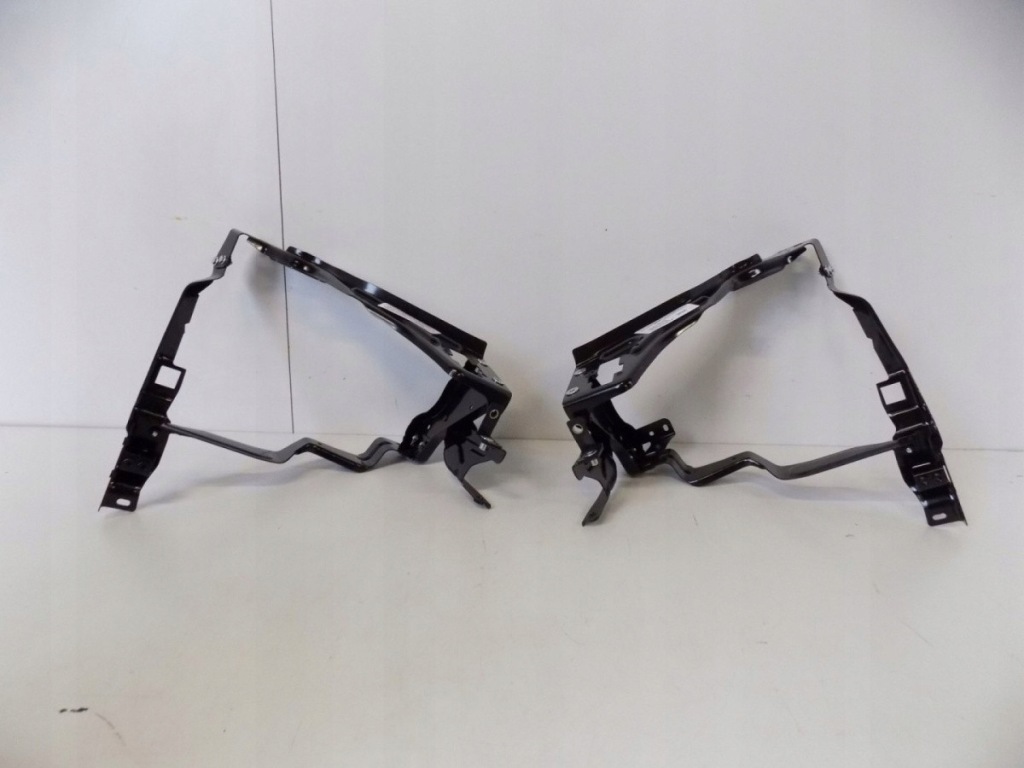 Купити Mercedes c w204 кронштейн/ панель фари pod фара r- 3025