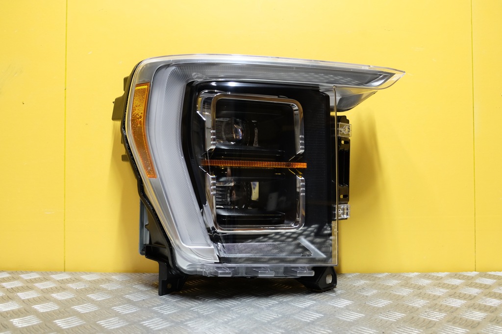 фото №1, Ford f f150 2021 2022- фара лампа full led серебристая правая usa