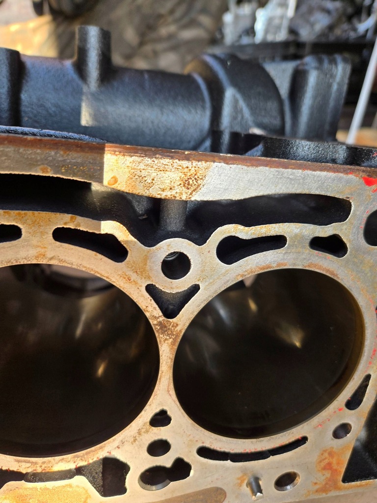 фото №12, Блок двигуна dry 2.0 tsi 06q103023a