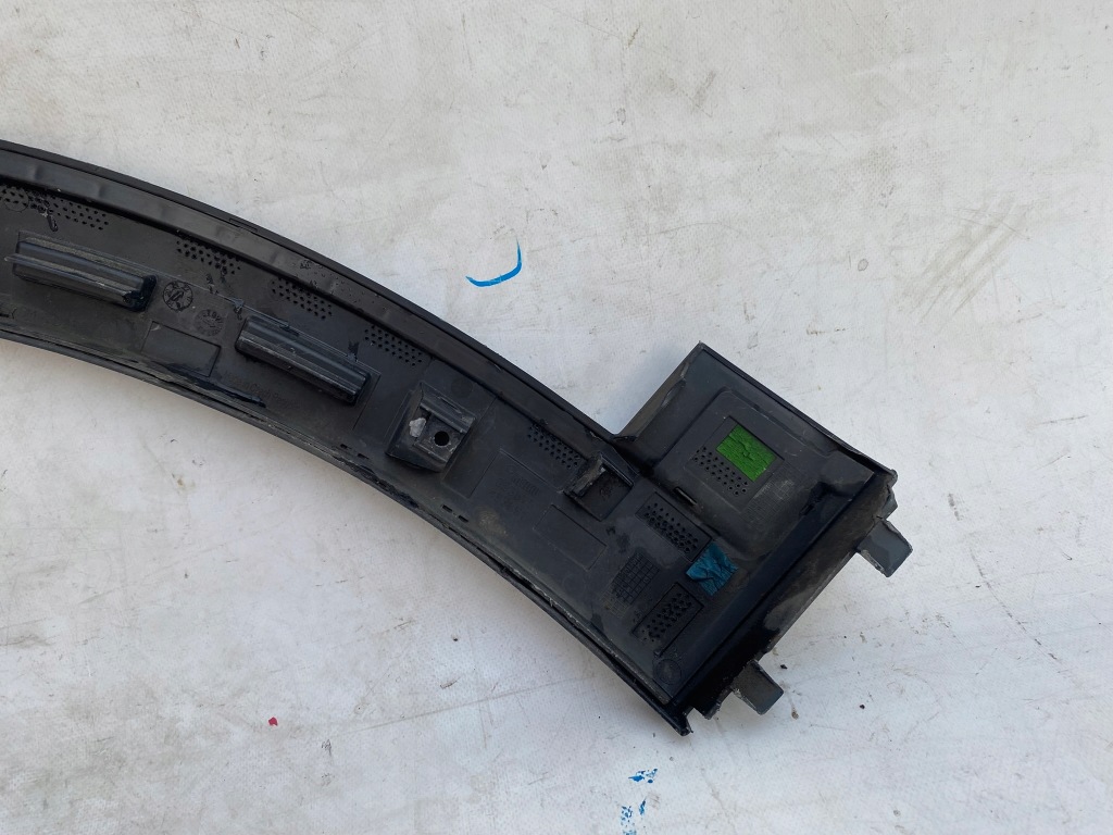 фото №8, Porsche cayenne 9y gts sport молдинг накладка крыла правая перед 9y0853818