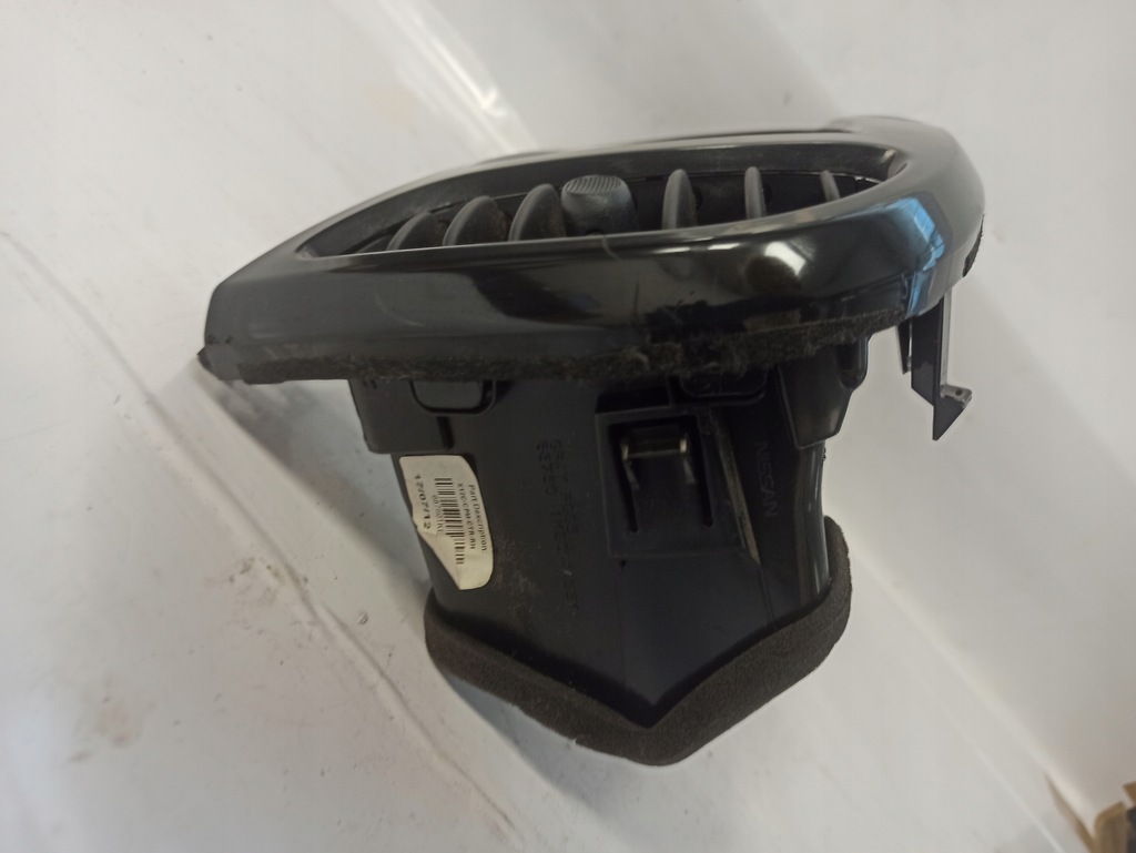 фото №8, Nissan juke рамка радио воздуховод свет 68260 1ke0a 682601ke0a