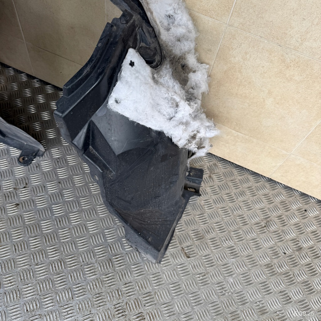 фото №3, Підкрилок передні праве renault kadjar lift 638407978r