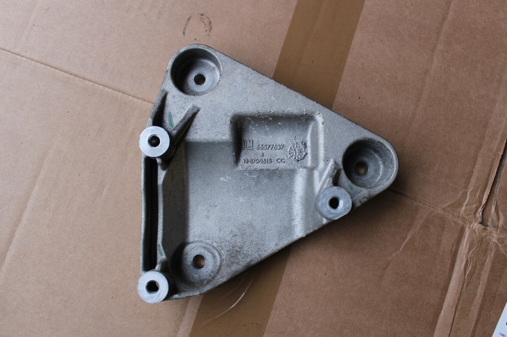 фото №1, Opel mokka i 1.4 turbo основание компрессора кондиционера кронштейн