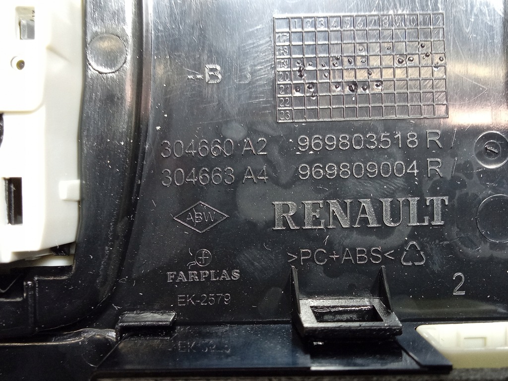 фото №7, Renault clio v 19- лампа стельовий перед led 969803518r