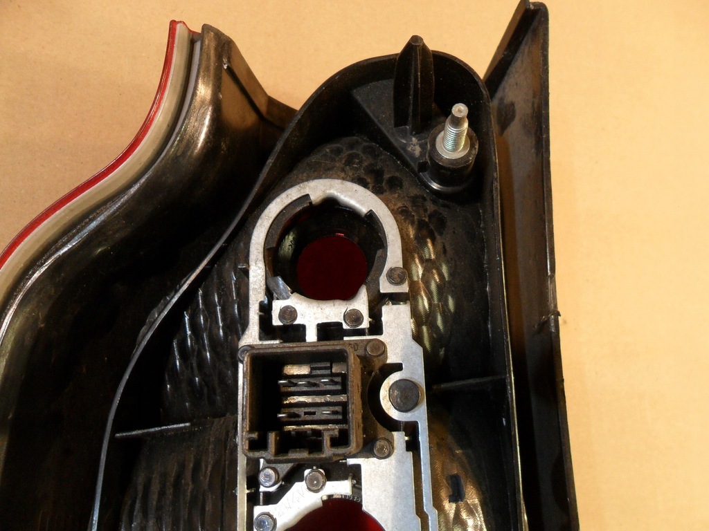 фото №15, Volvo v70 лампа задня права 30643333