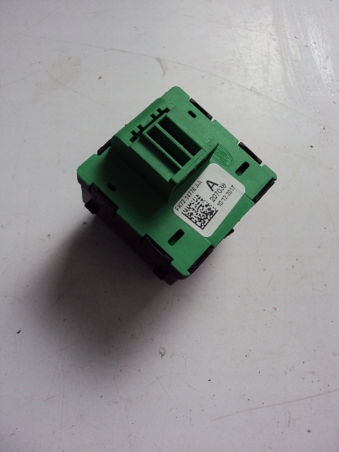 фото №3, Панель сиденье lewego range rover velar l560 17-