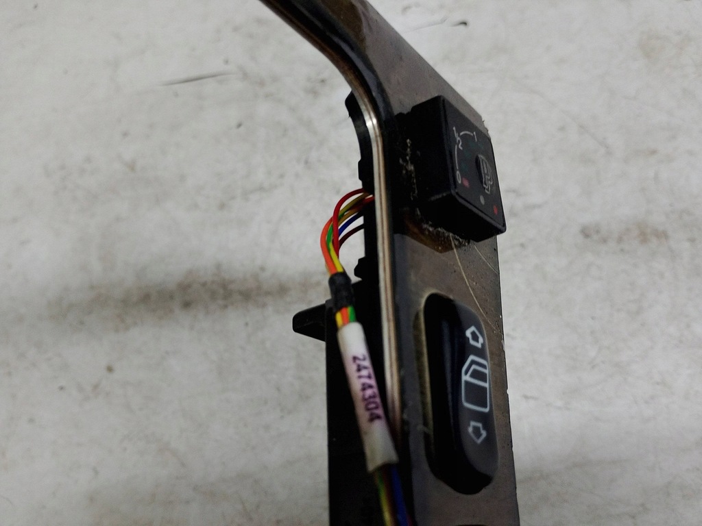 фото №10, Mercedes e w210 панель керування вікон рамка 2108214151 europa