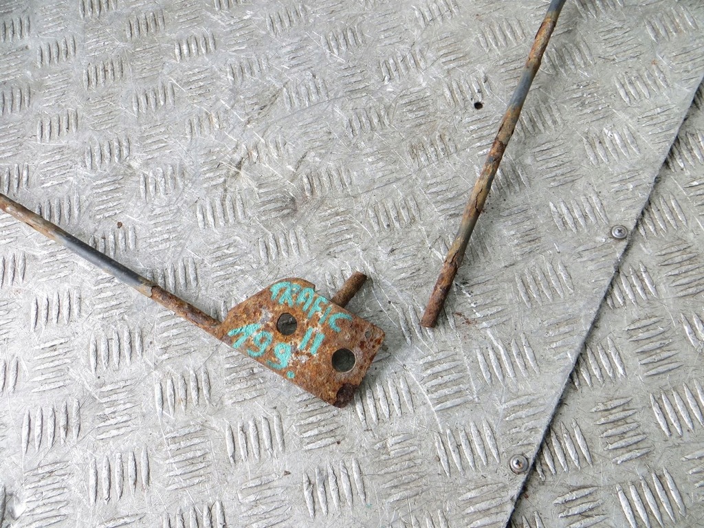 фото №5, Trafic vivaro ii корзина кронштейн колеса запасного 01-