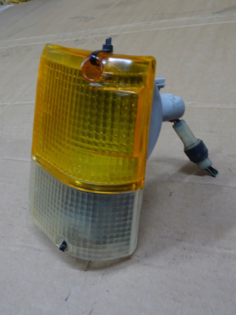 фото №7, Pajero i поворотник левый перед 89r