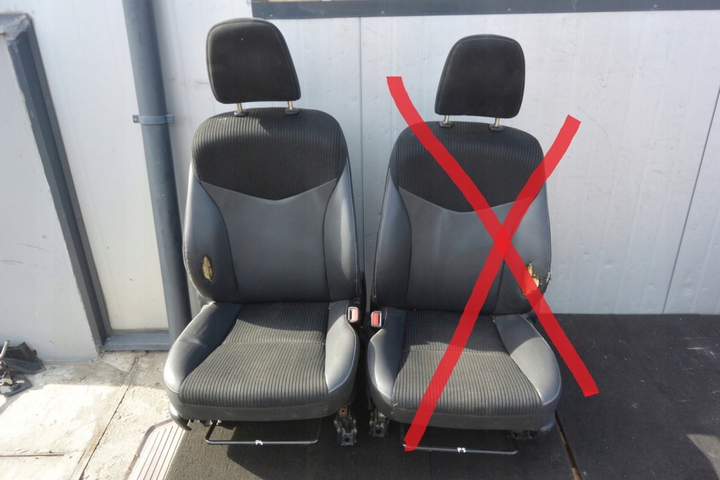 фото №1, Сиденье правый перед полукожа чёрные toyota prius plus + комплект eu