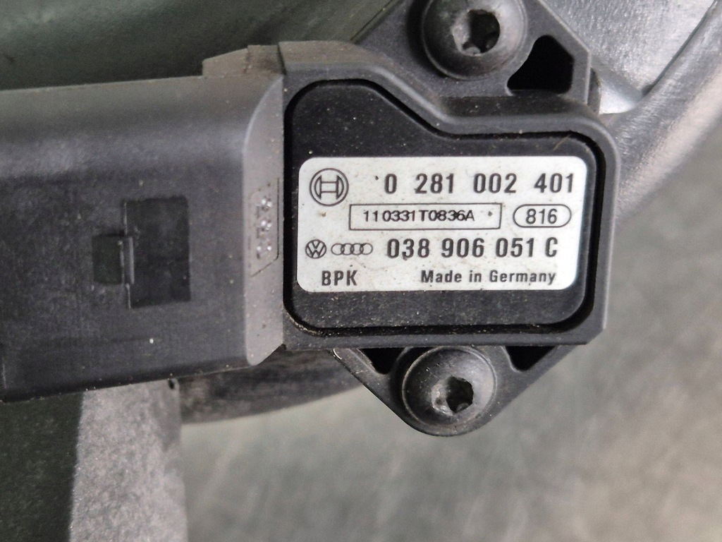 фото №11, Vw eos 1.4tsi шланг воздуха 1k01457704 1k0145834bd 1k0145838l