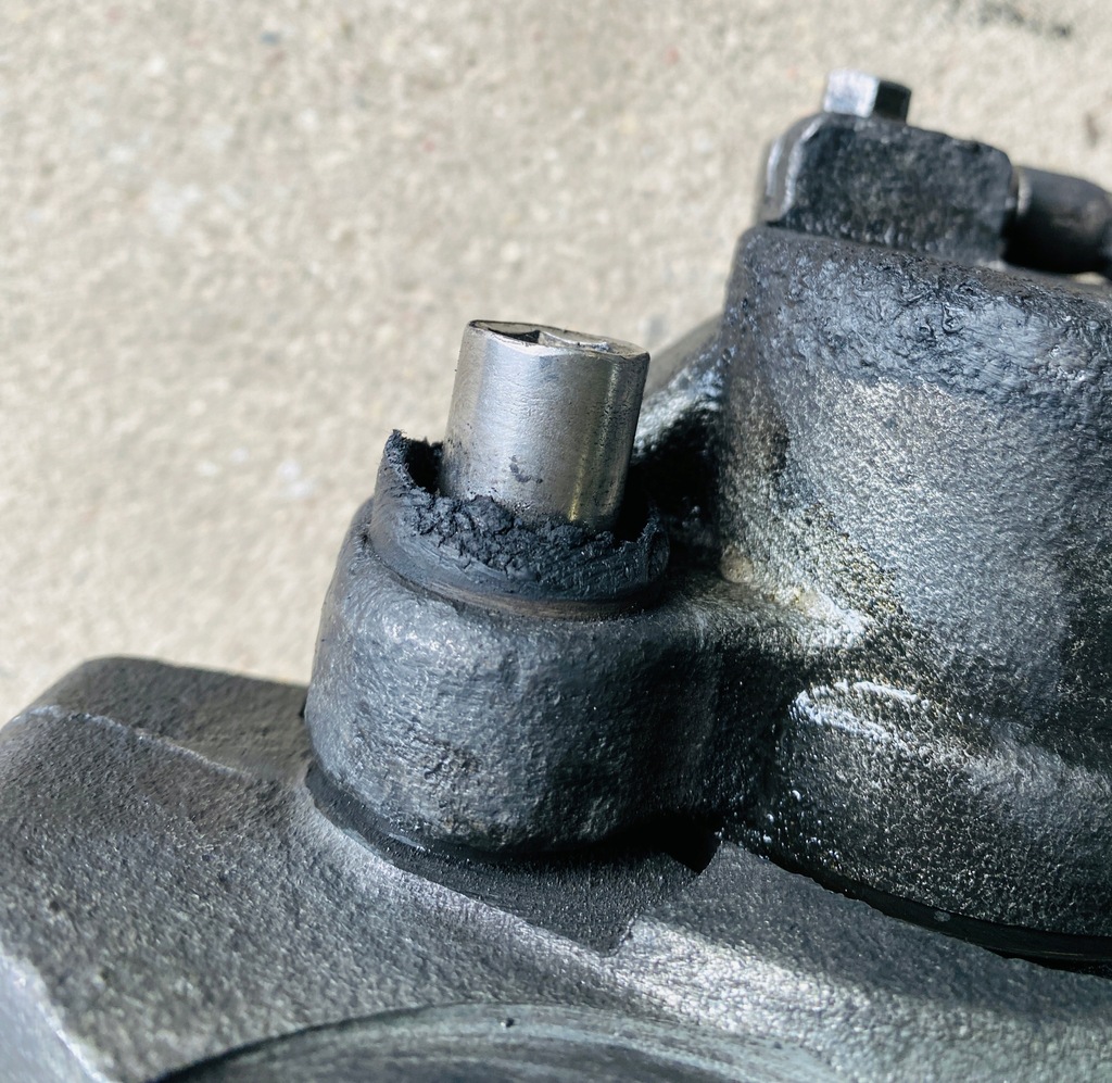 фото №6, Maserati levante супорт гальмівний передній 4865 l